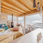 Apartamento Doug's Mountain Getaway - 'top Two Floors'