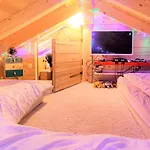 Mountain Getaway - Two Floors *