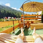 Mountain Getaway - Two Floors Apartmán