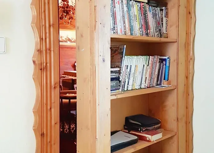 Doug's Mountain Getaway - 'top Two Floors' Apartament