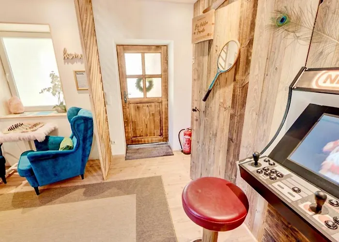 Doug's Mountain Getaway - 'top Two Floors' Apartament Fulpmes