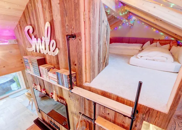 Doug's Mountain Getaway - 'top Two Floors' Apartament *