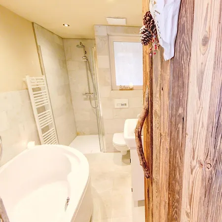 Doug's Mountain Getaway - 'top Two Floors' Apartment Fulpmes